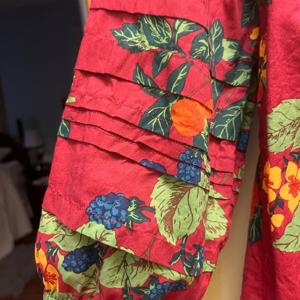 Talbots Red Berry Floral V-Neck Blouse with Sleeve Details - Picture 4 of 8